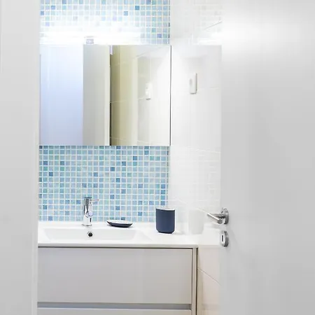 Apartment East River - T4 Junto Ao Altice Forum - *